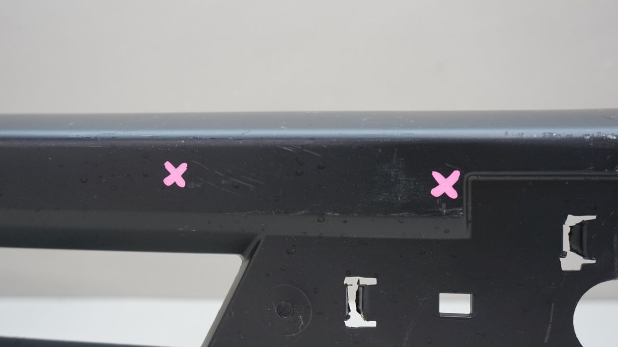 2019-2021 CHEVROLET SILVERADO 1500 FRONT CENTER GRILLE TRIM 84218458 OEM 2020