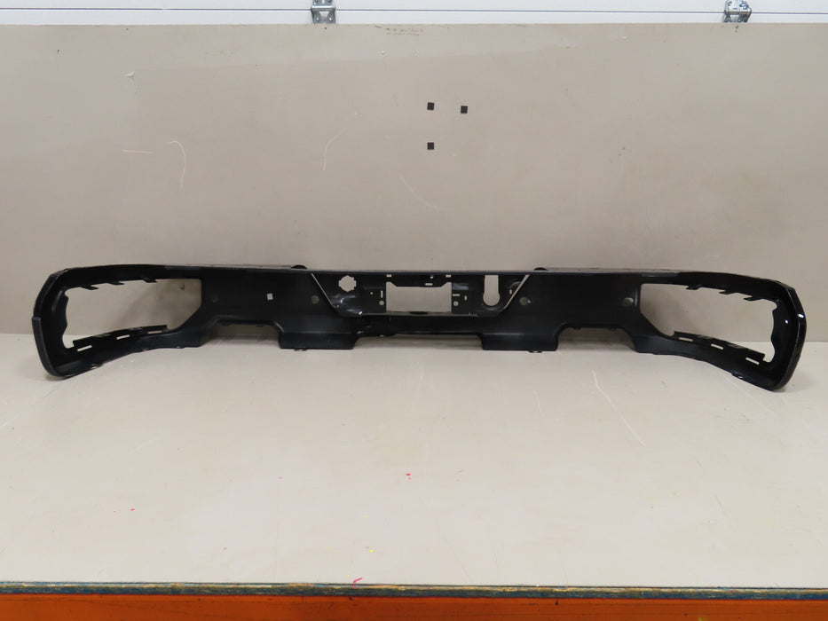 2019-2022 GMC SIERRA DENALI CHEVROLET SILVERADO 1500 REAR BUMPER COVER OEM