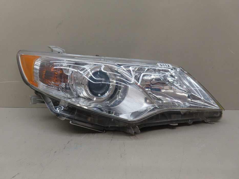 2012-2014 TOYOTA CAMRY FRONT RIGHT PASSENGER HEADLIGHT HALOGEN OEM