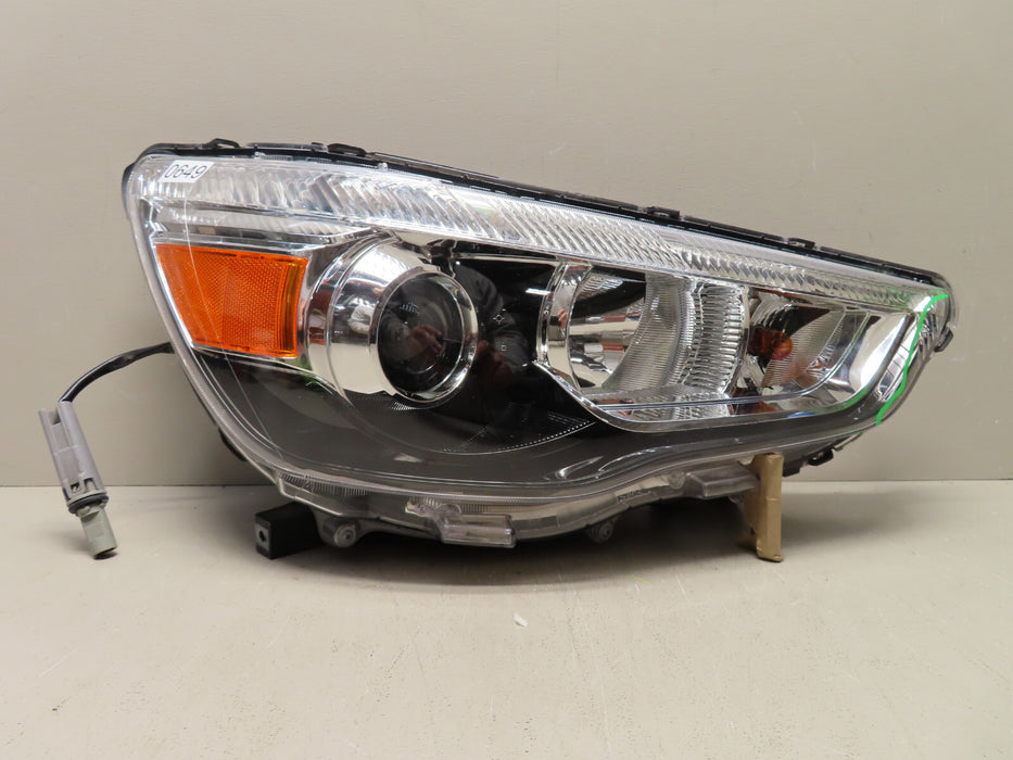 2011-2019 MITSUBISHI OUTLANDER SPORT RH RIGHT HEADLIGHT HALOGEN OEM 66746348