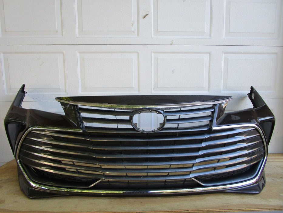 2019 19 TOYOTA AVALON FRONT BUMPER COVER OEM