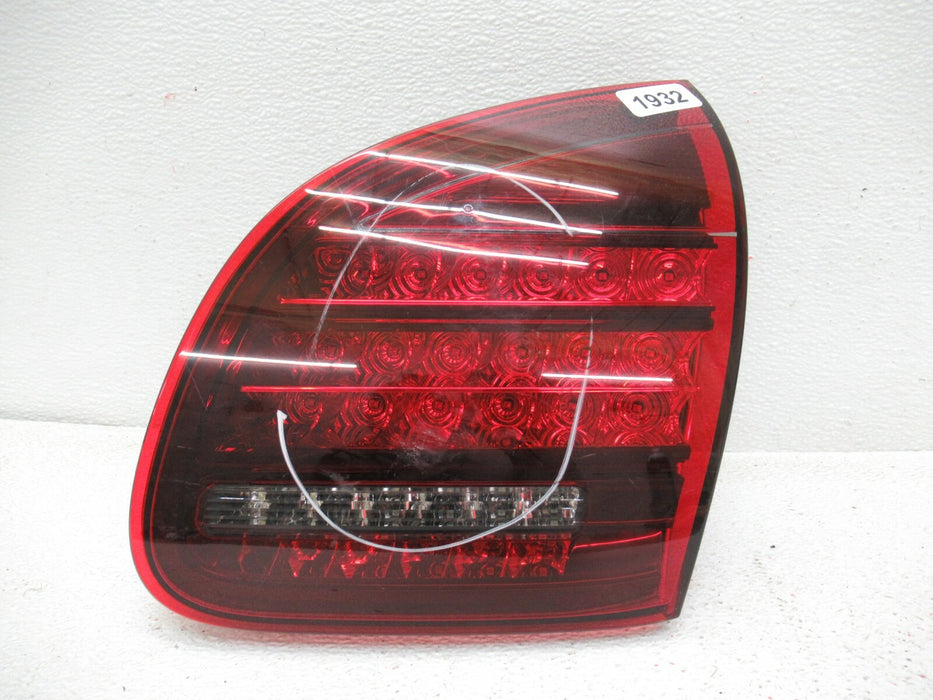 2011 - 2014 PORSCHE CAYENNE RIGHT PASSENGER SIDE TAIL LIGHT BRAKE STOP LAMP OEM
