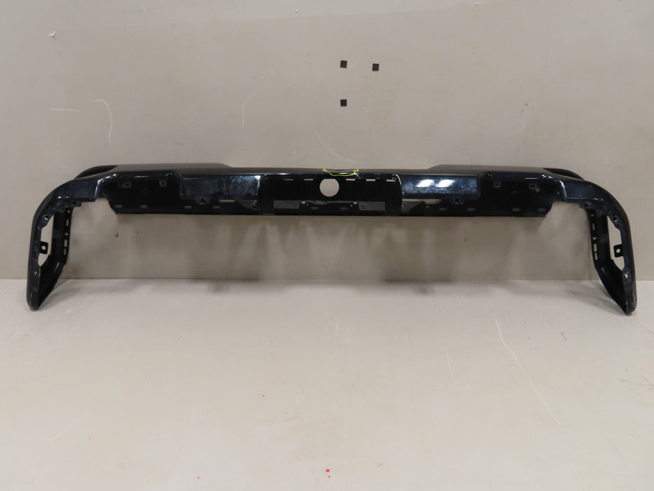 2019-2022 CHVEROLET SILVERADO GMC SIERRA 1500 REAR BUMPER COVER OEM 84520863