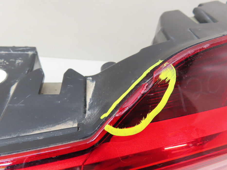 2019-2021 AUDI E-TRON REAR CENTER TRUNK TAIL LIGHT OEM