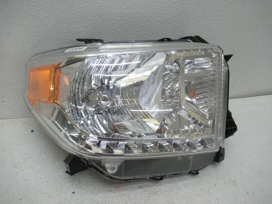 2014-2017 TOYOTA TACOMA FRONT PASSENGER SIDE HEADLIGHT HEADLAMP HALOGEN OEM
