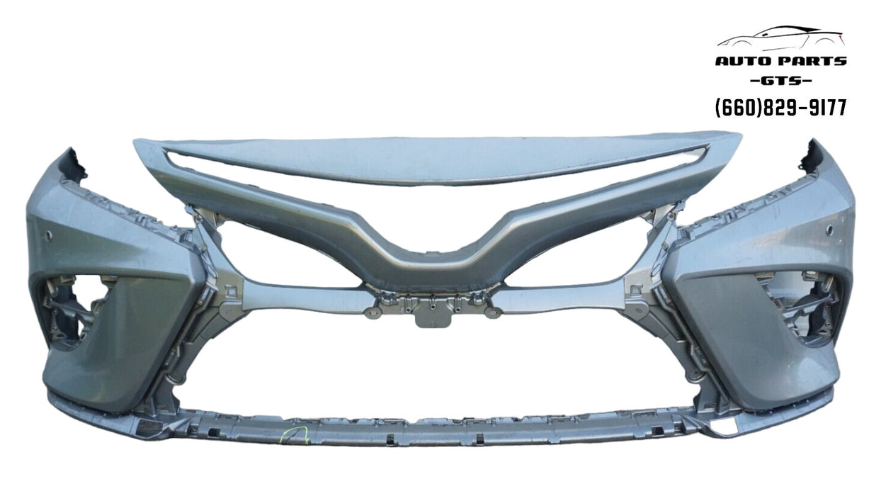 2018-2020 TOYOTA CAMRY FRONT BUMPER PLASTIC COVER FACTORY OEM 18 19 20