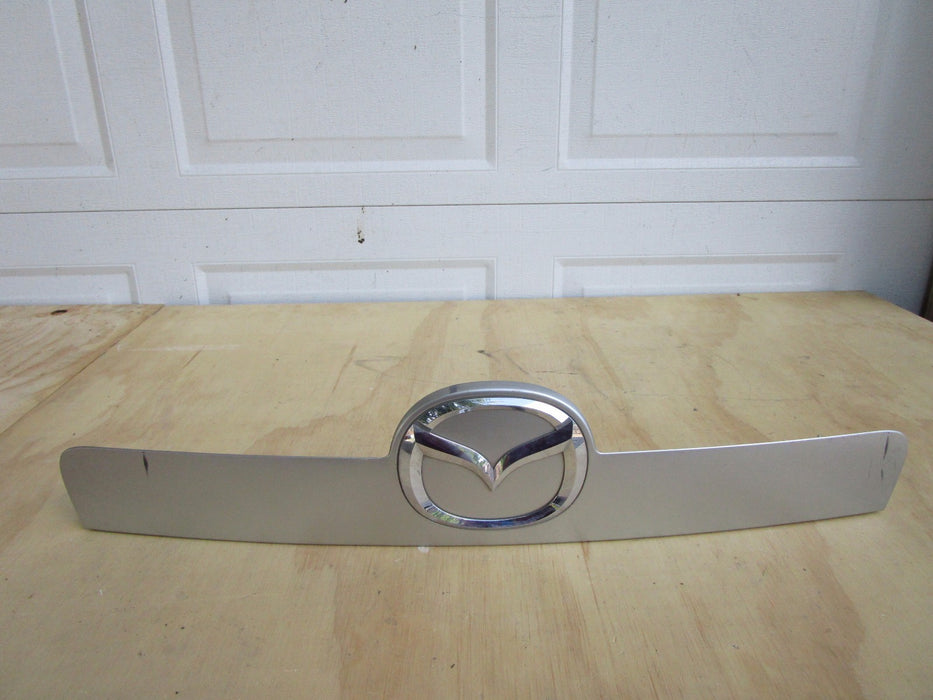 07 08 09 MAZDA CX-7 REAR TRUNK MOLDING HANDLE OEM