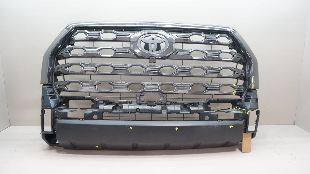 2023-2025 TOYOTA SEQUOIA FRONT BUMPER RADIATOR GRILLE OEM 53114-0C440