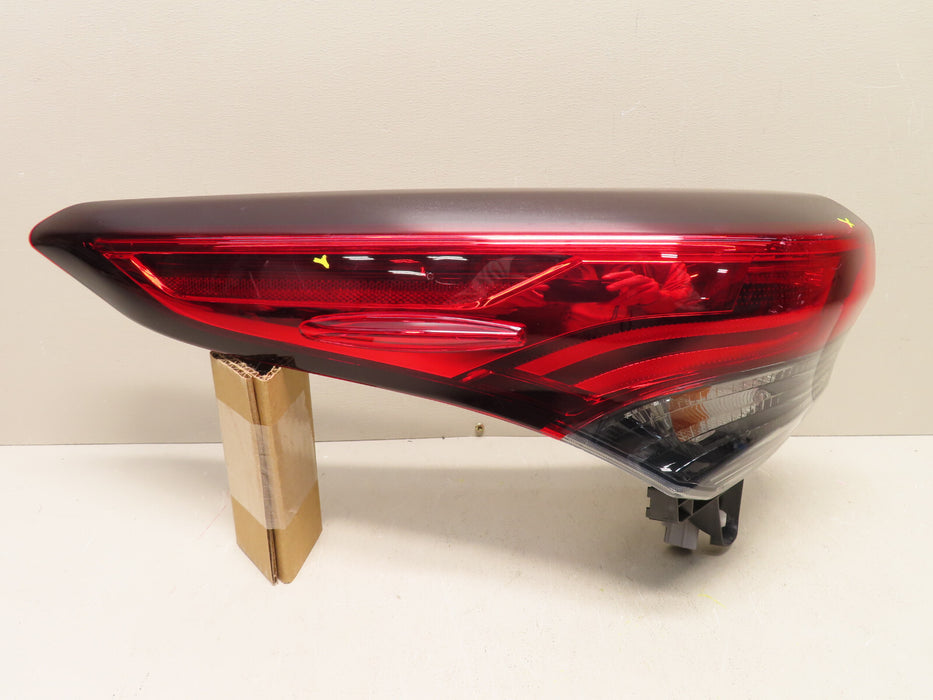 2020 2021 2022 TOYOTA HIGHLANDER RIGHT DRIVER SIDE TAIL LIGHT LAMP LED OUTER OEM
