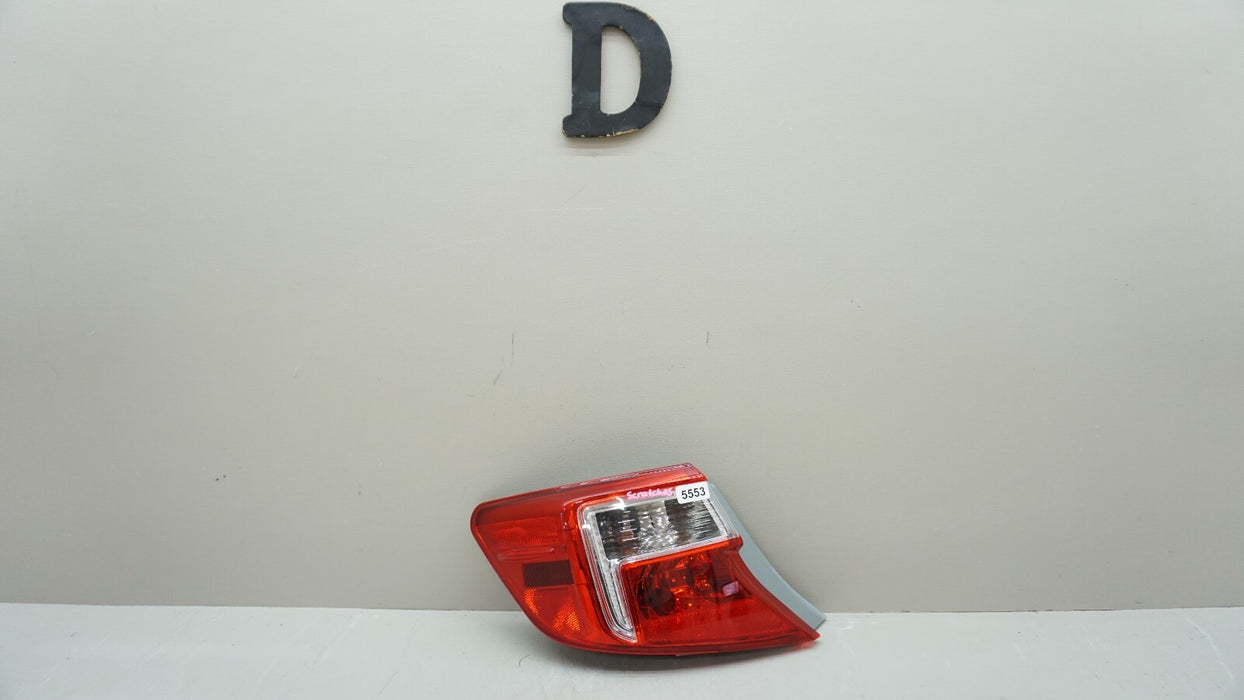 2012-2014 TOYOTA CAMRY REAR LEFT DRIVERS SIDE TAIL LIGHT OME 2013