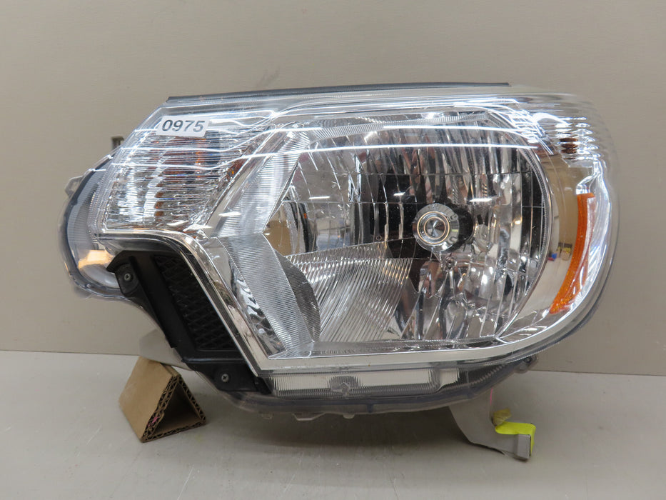 2012-2015 TOYOTA TACOMA LEFT DRIVER SIDE HEADLIGHT OEM