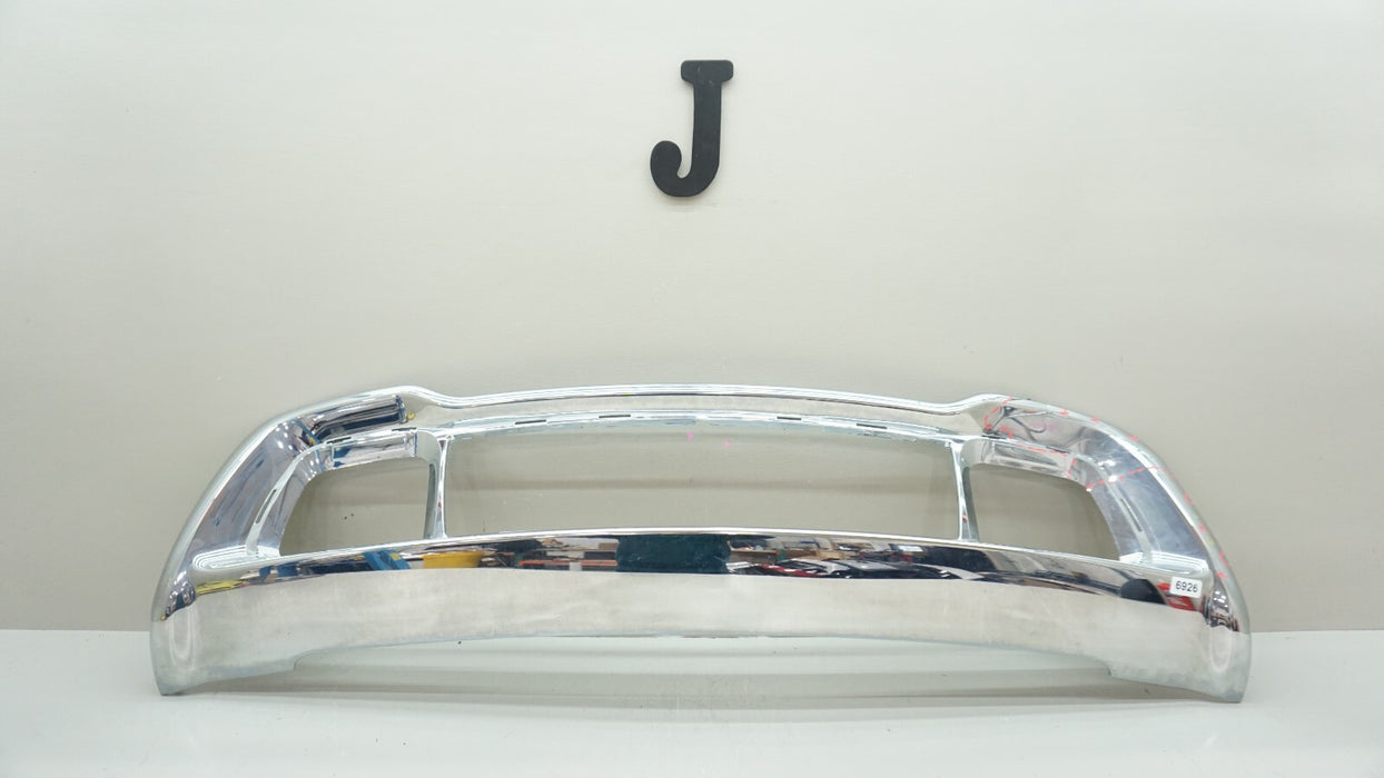 2014-2016 JEEP GRAND CHEROKEE FRONT LOWER GRILLE CHROME TRIM 68143105A OEM