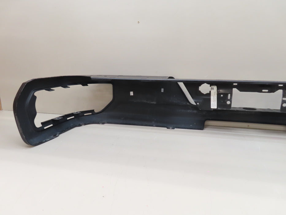 2019-2022 CHEVROLET/GMC SILVERADO/SIERRA 1500 REAR METAL BUMPER OEM
