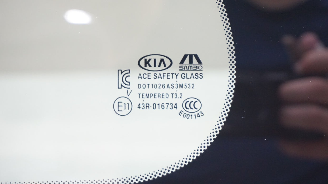 2015-2021 KIA SEDONA REAR LEFT DRIVERS SIDE QUARTER WINDOW GLASS 87810 A9620 OEM