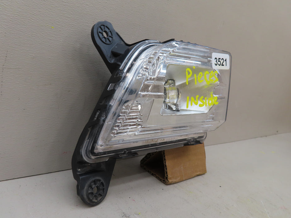 2019-2022 CHEVROLET SLIVERADO 1500 RIGHT PASSENGER FOG LIGHT OEM