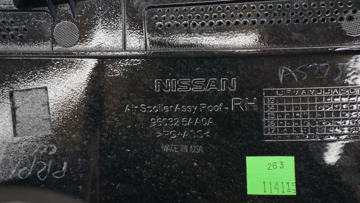 2015-2023 NISSAN MURANO REAR LIFTGATE RIGHT SPOILER END MOLDING OEM 960325AA0A