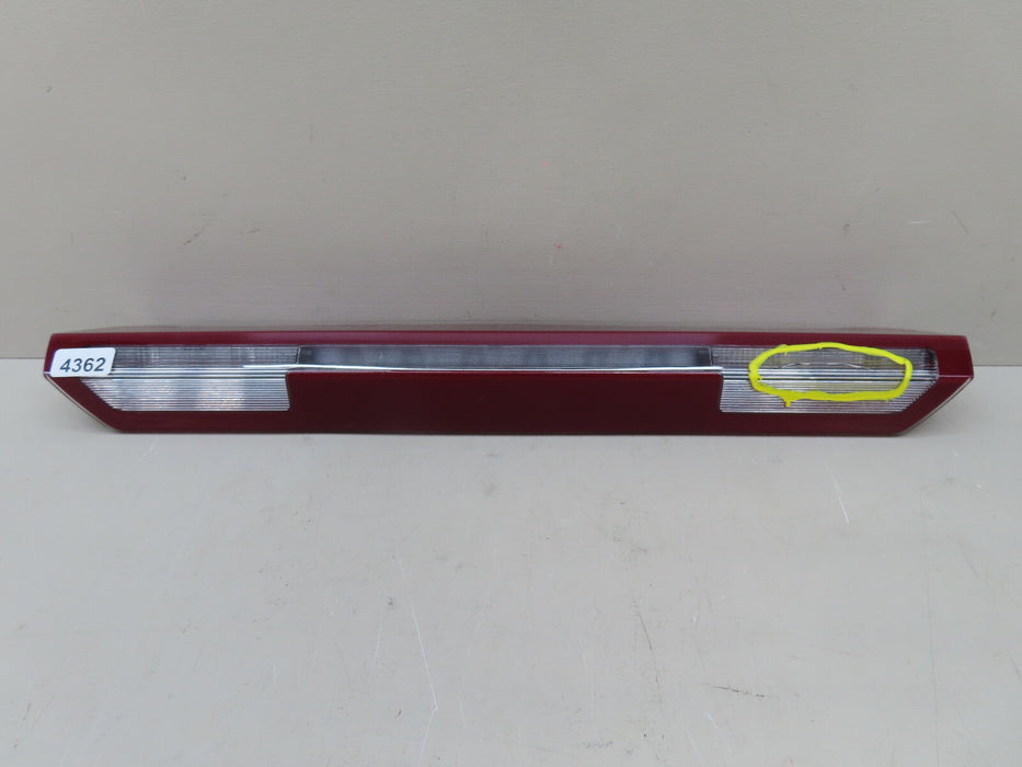 2019-2023 CHEVROLET GMC SILVERADO/SIERRA 3RD BRAKE TAIL LIGHT OEM 84419006