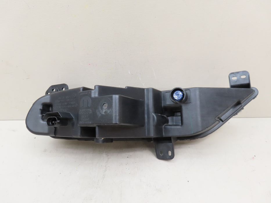 2015-2021 CHRYSLER 300 FRONT BUMPER LEFT DRIVER SIDE FOG LIGHT LAMP OEM
