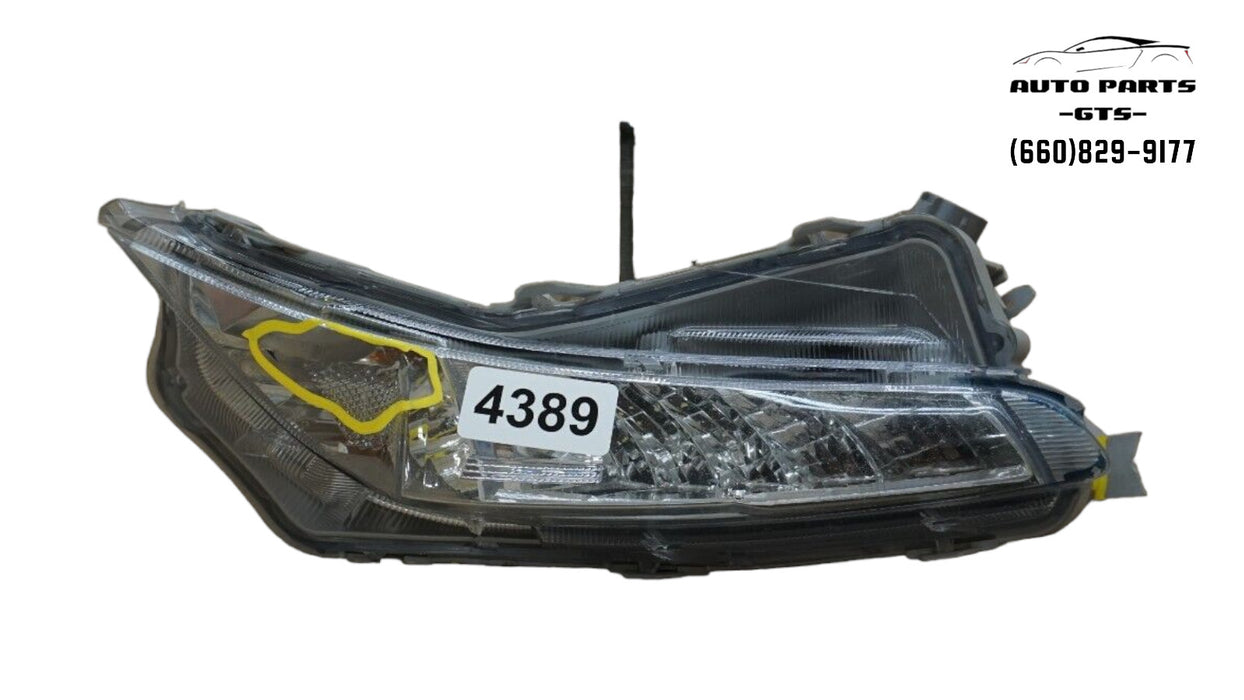 2015-2017 TOYOTA CAMRY FRONT RIGHT PASSENGER SIDE TURN SIGNAL LIGHT OEM 15 16 17
