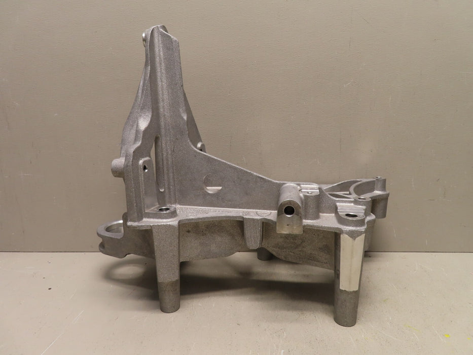 LAMBORGHINI AVENTADOR REAR HEAD TIMING ALTERNATOR AC PUMP BRACKET OEM 470903103G