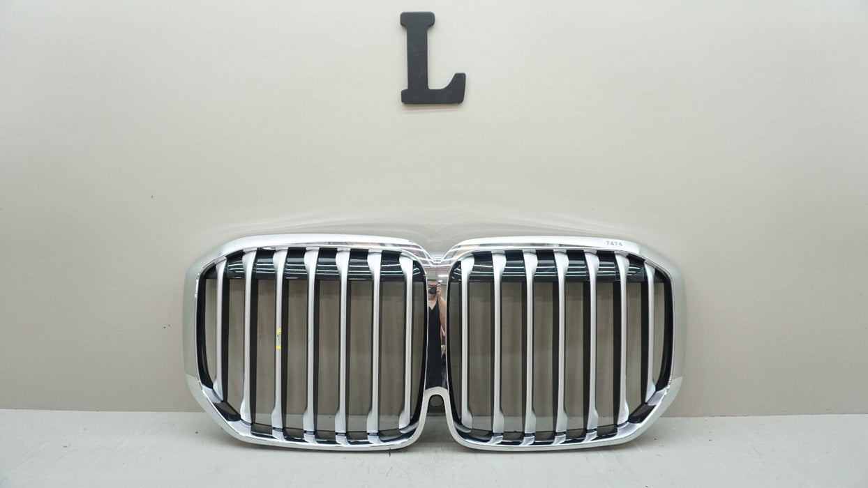 2019-2021 BMW X7 G07 FRONT CHROME UPPER RADIATOR GRILLE OEM 2454895