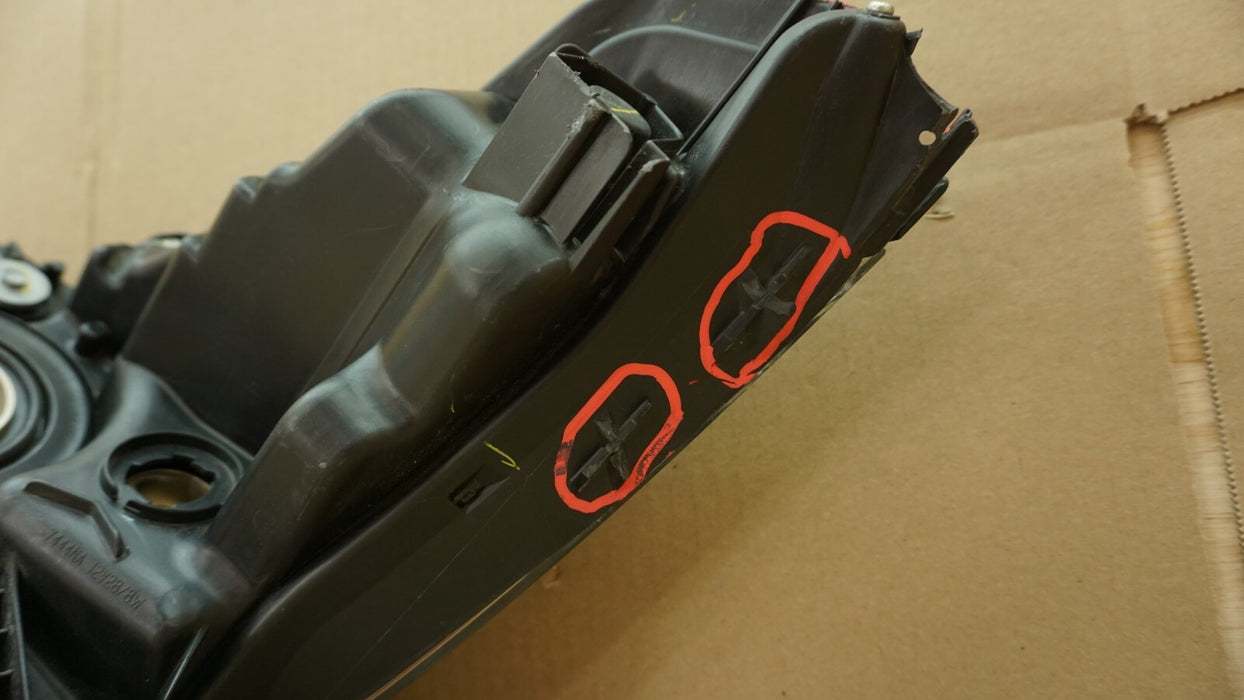 2019-2021 HONDA HRV HR-V FRONT RIGHT PASSENGER SIDE HEADLIGHT HALOGEN OEM