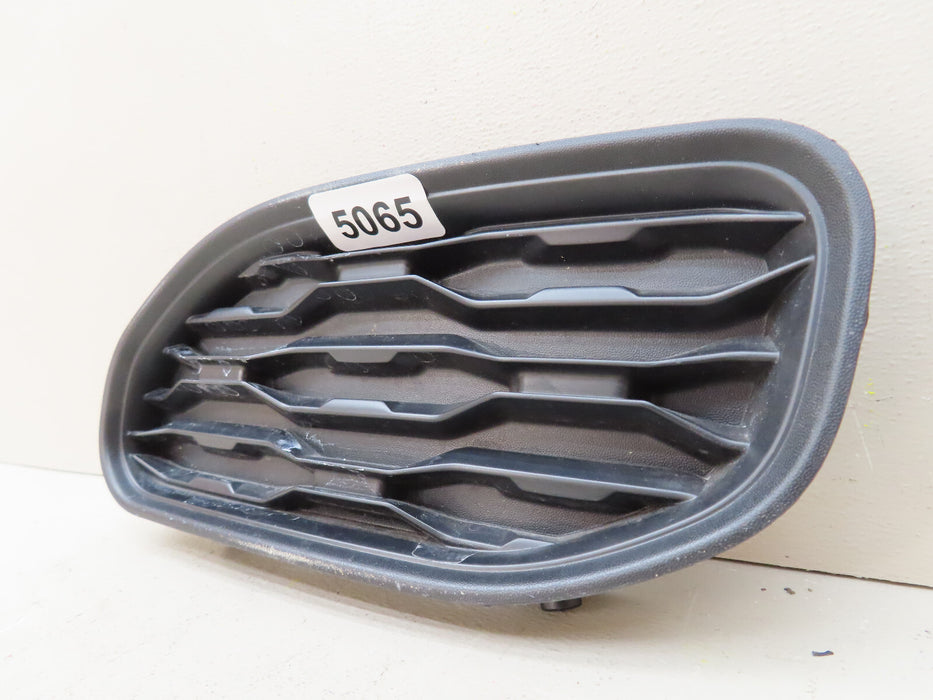 2019-2021 DODGE RAM 1500 FRONT RIGHT PASSENGER TOW HOOK BEZEL COVER OEM