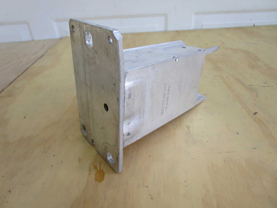 2009 AUDI A4 A5 S5 DRIVER SIDE BRACKET 8KO-807-133C OEM