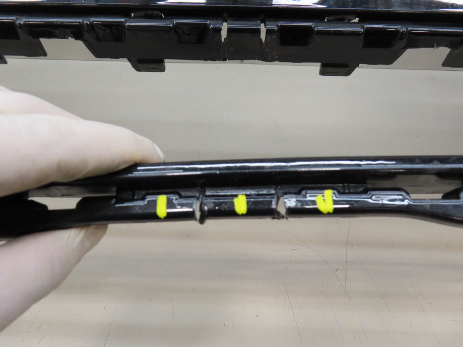 2019-2022 BMW X7 FRONT BUMPER COVER OEM