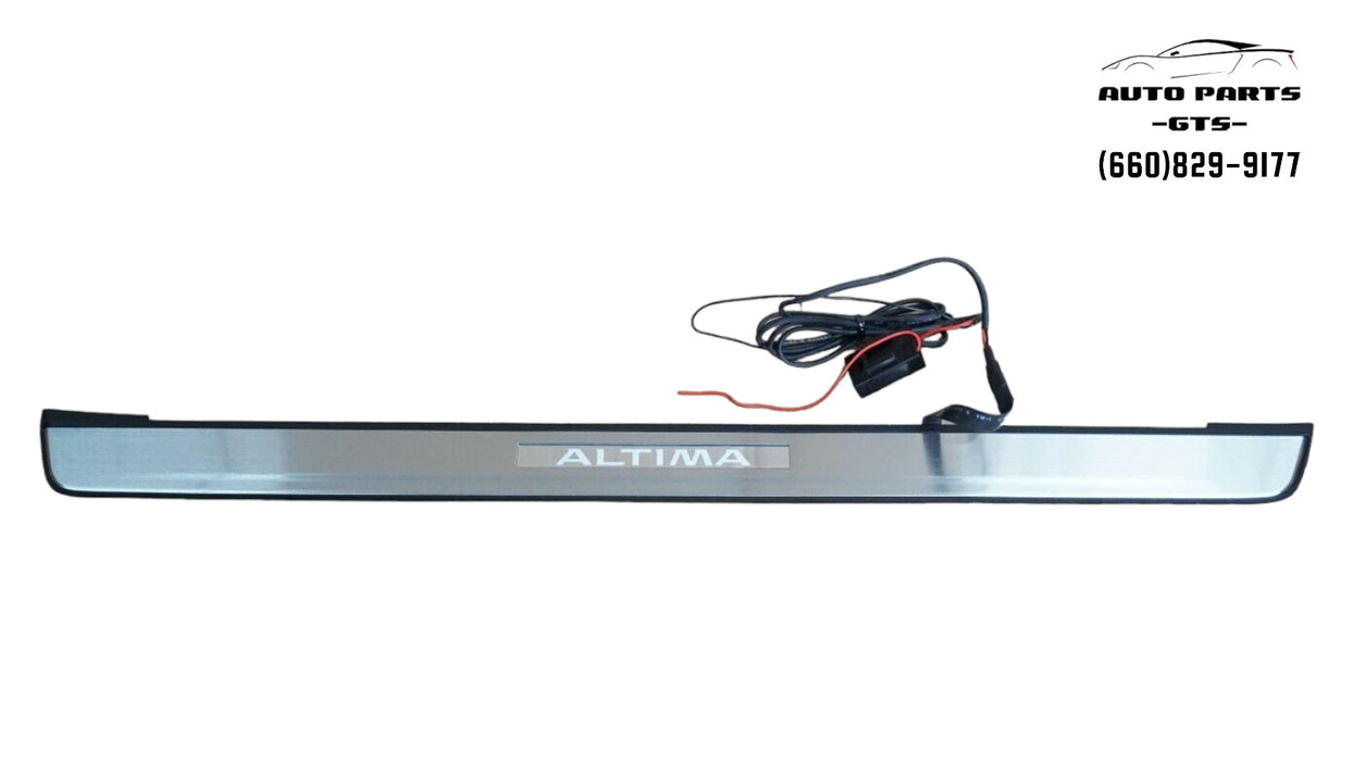 2013-2018 NISSAN ALTIMA FRONT RIGHT SILL STEP PLATE ILLUMINATED KICK PANEL OEM