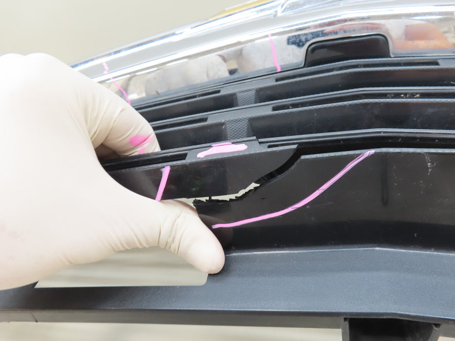 2019-2022 CHEVROLET SILVERADO 1500 FRONT RADIATOR GRILLE GRILL OEM