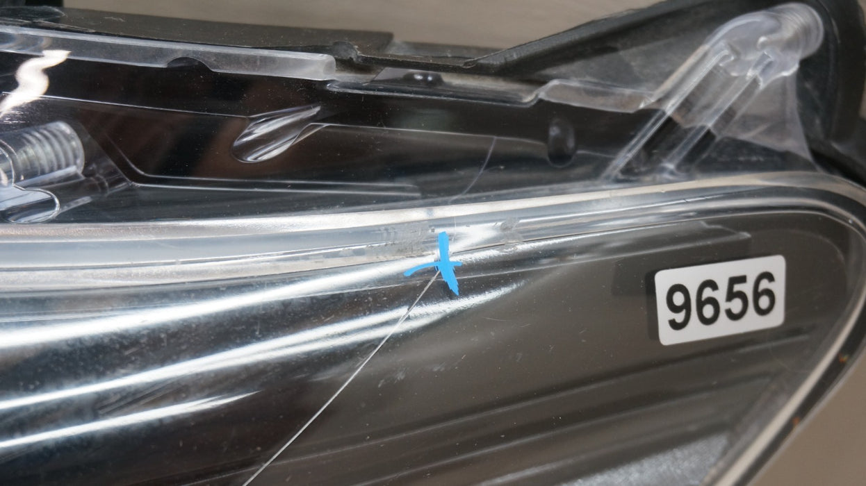 2015-2020 TOYOTA SIENNA FRONT LEFT DRIVER SIDE HALOGEN BLACK HEADLIGHT OEM