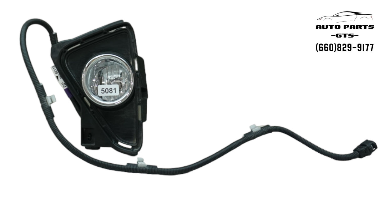 2016-2019 TOYOTA RAV4 LEFT DRIVER SIDE FOG LIGHT LAMP BEZEL OEM 52040-42050