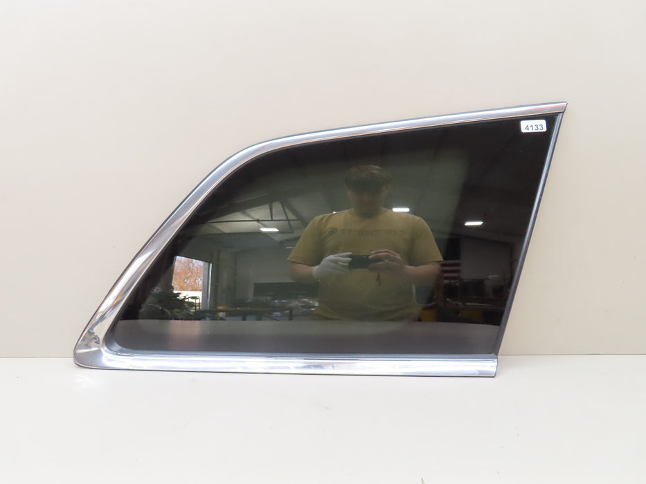 2014-2020 JEEP GRAND CHEROKEE REAR RIGHT PASSENGER QUARTER GWINDOW GLASS OEM