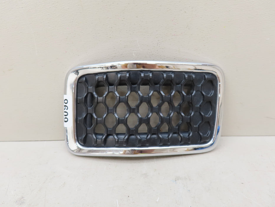 2019-2020 Jeep Cherokee Front HOOD Grille Insert #2 OEM 68323778AB-2