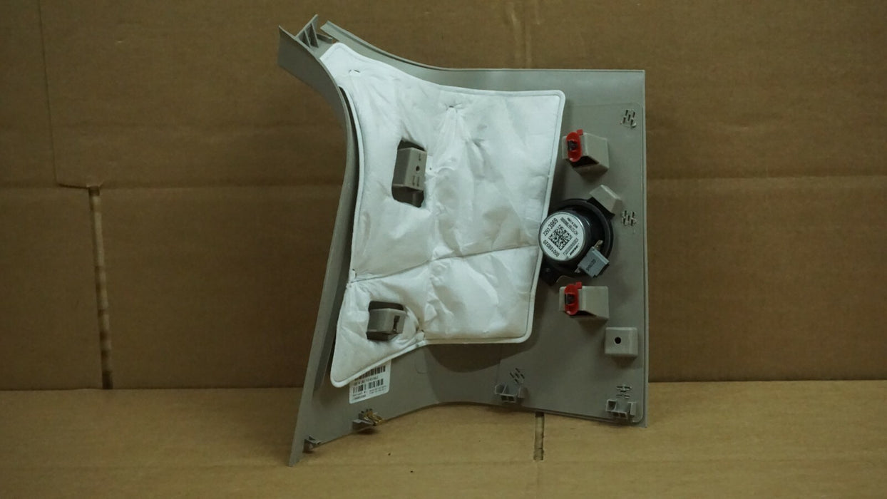 2015-2020 GMC YUKON REAR RIGHT SIDE UPPER QUARTER PILLAR TRIM COVER OEM