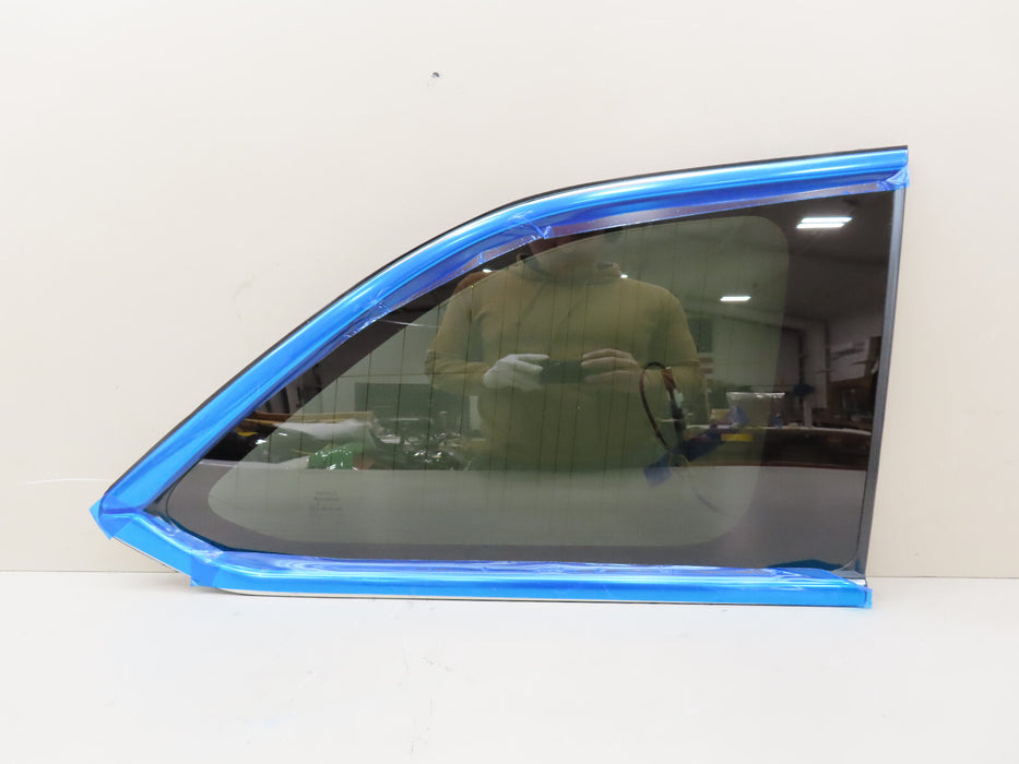 2014-2019 TOYOTA HIGHLANDER REAR RIGHT PASSENGER SIDE QUARTER GLASS WINDOW OEM