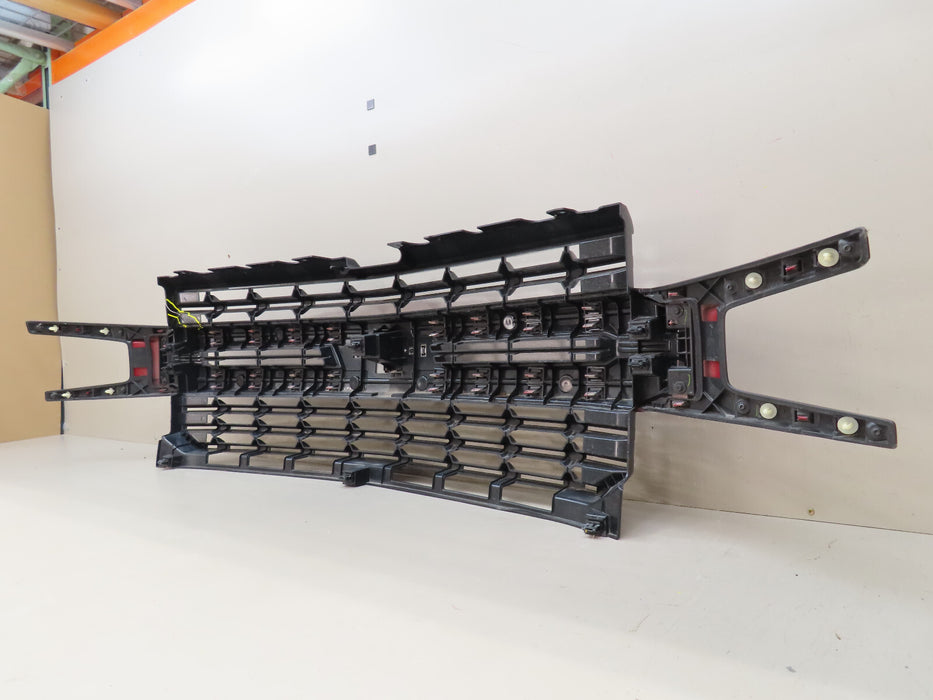 2019-2021 CHEVROLET SILVERADO 1500 FRONT RADIATOR GRILLE GRILL OEM