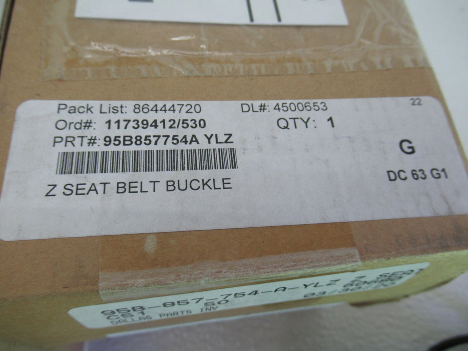 2015-2020 PORSCHE MACAN S REAR RIGHT PASSENGER SIDE SEAT BELT BUCKLE LATCH OEM