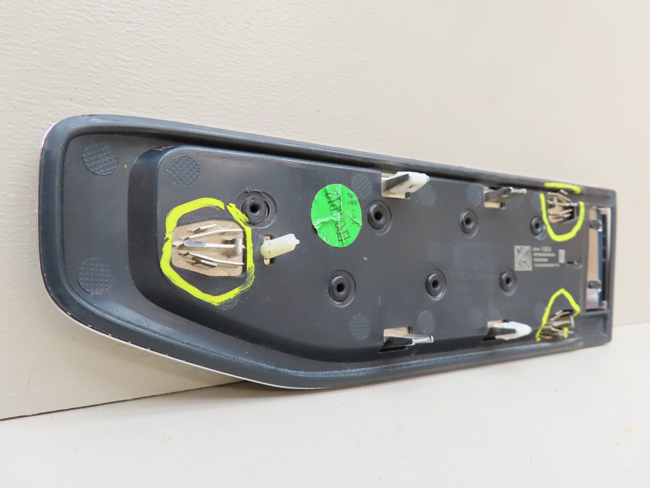 2019-2022 GMC SIERRA 1500 FENDER VENT FRONT RIGHT PASSENGER SIDE OEM 84431323