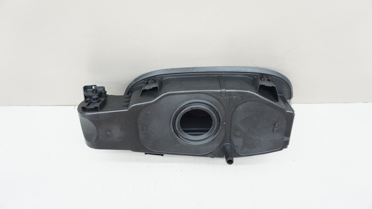 2019-2023 MERECEDES-BENZ CLS C257 FUEL FILLER FLAP CONNECTOR A2576300000 OEM