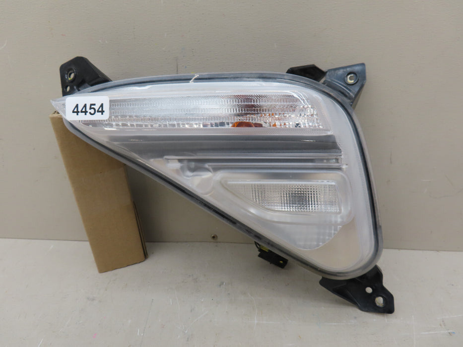 2019-2021 KIA FORTE FRONT RIGHT FOG LIGHT OEM 92306-M70