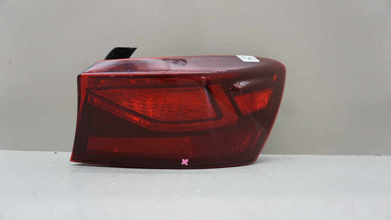 2019-2021 KIA FORTE REAR RIGHT OUTER PASSENGER SIDE TAIL LIGHT OEM 2020