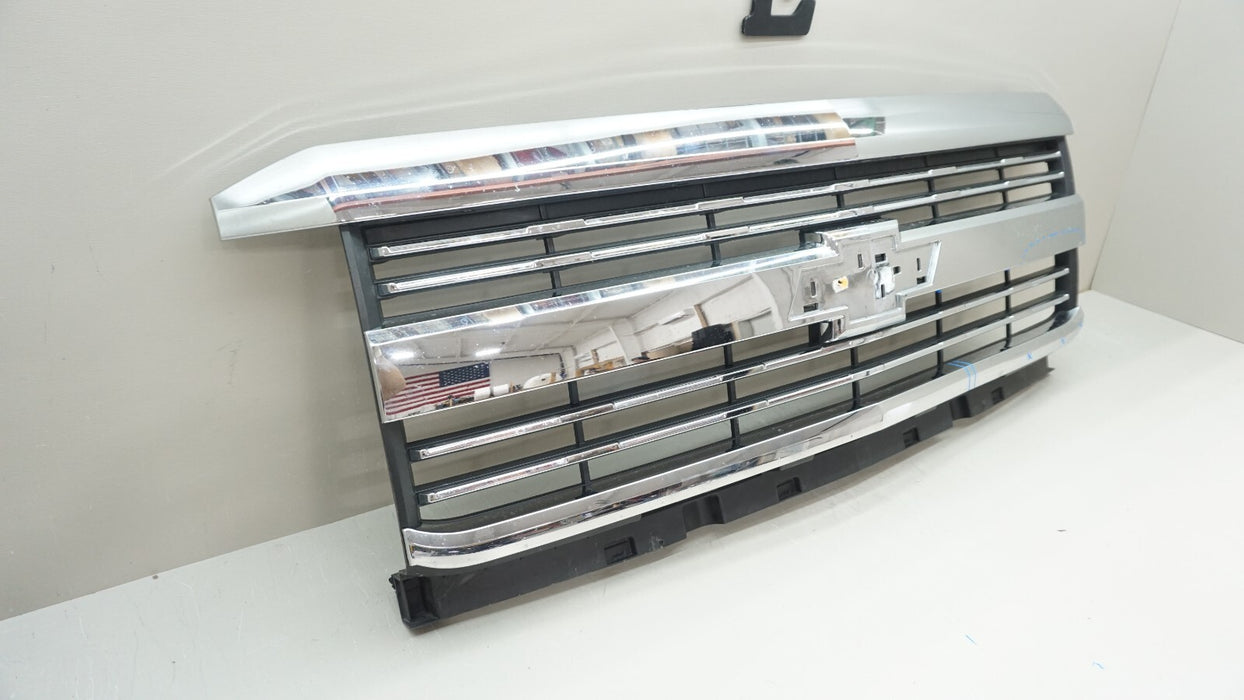 2015-2019 CHEVROLET SILVERADO 2500 3500 FRONT GRILLE OEM 22796386