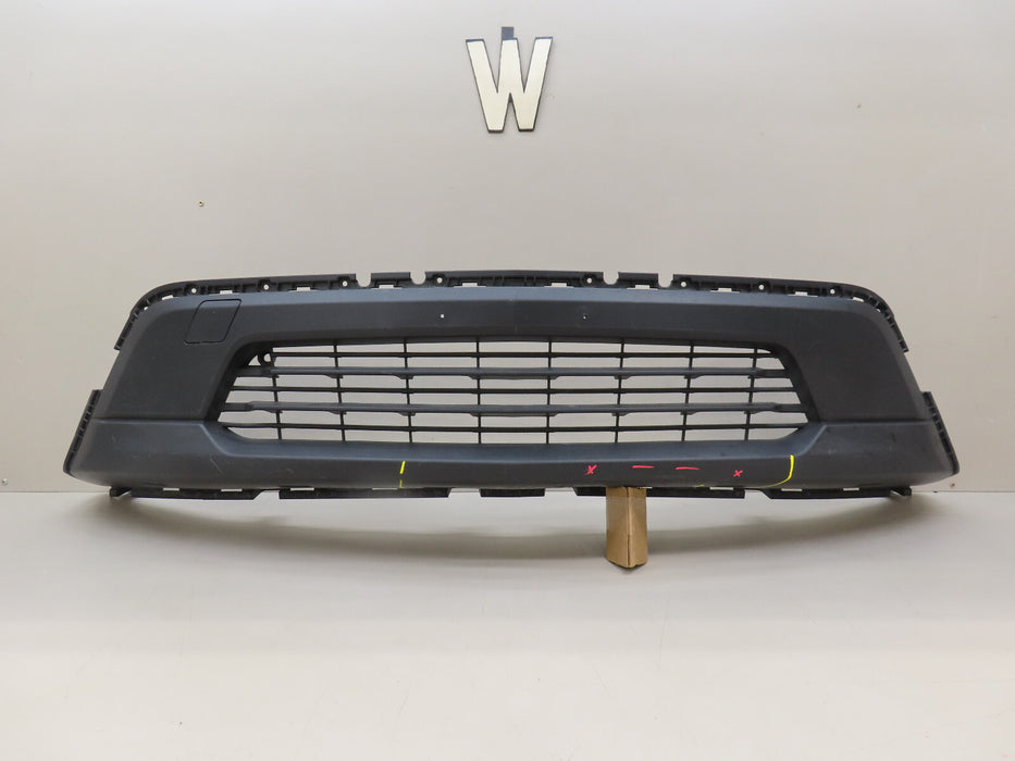 2022 2023 CHEVROLET TRAVERSE FRONT LOWER GRILL GRILLE OEM 84426581