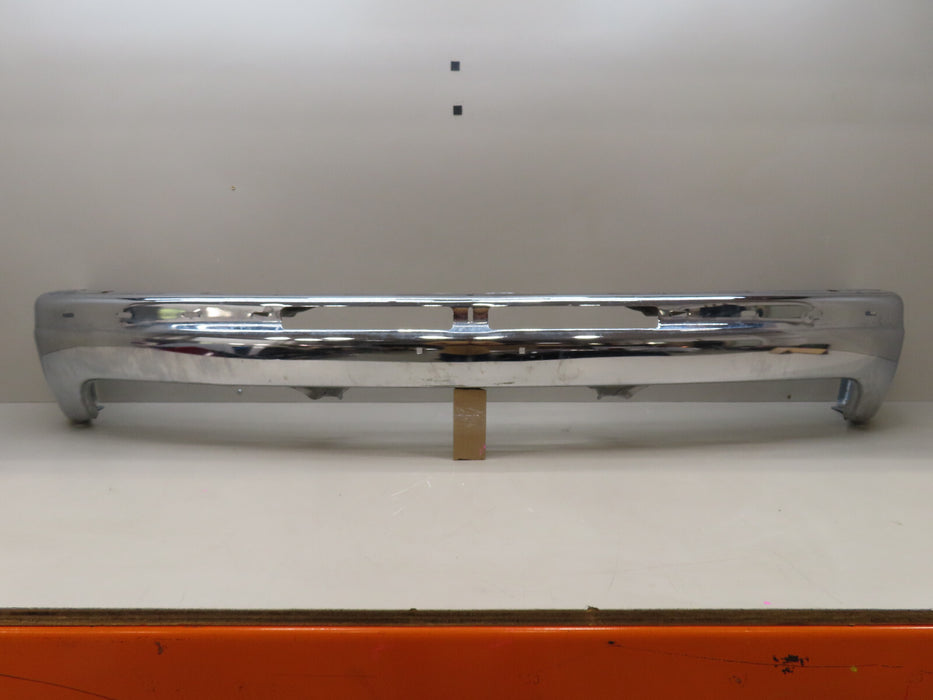 2000-2006 CHEVROLET TAHOE/SUBURBAN FRONT BUMPER METAL OEM