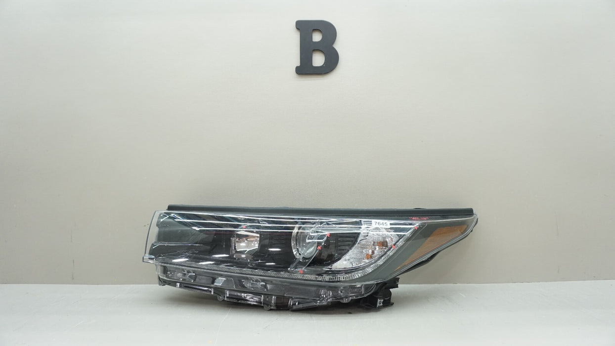 2017-2019 TOYOTA HIGHLANDER FRONT LH LEFT DRIVER SIDE HALOGEN HEADLIGHT OEM