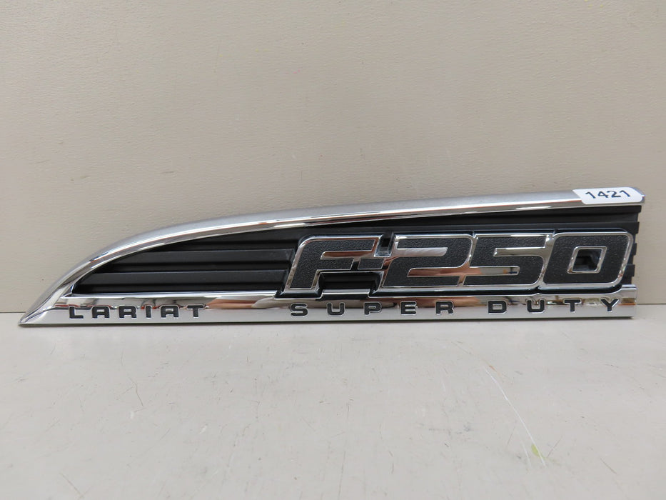 2011-2016 FORD F250 F-250 SD LARIAT FRONT LEFT DRIVER SIDE FENDER EMBLEM OEM