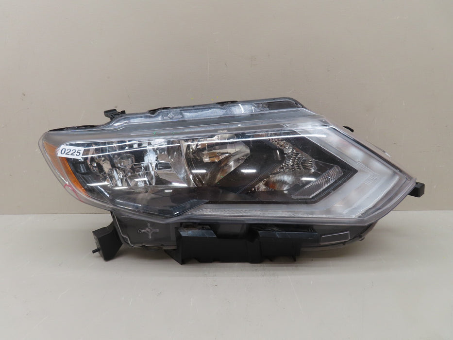 2017-2019 NISSAN ROGUE FRONT RIGHT SIDE HEADLIGHT LIGHT HALOGEN OEM 1011-500536