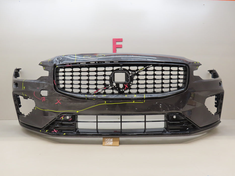 2018-2020 VOLVO V60 S60 FRONT BUMPER COVER W/LOWER GRILLE W/GRILLE OEM